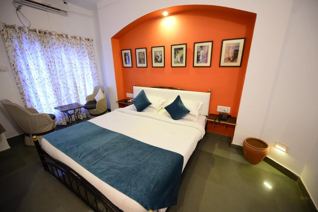 Hotel Udai Niwas By The Lake Udaipur Ngoại thất bức ảnh