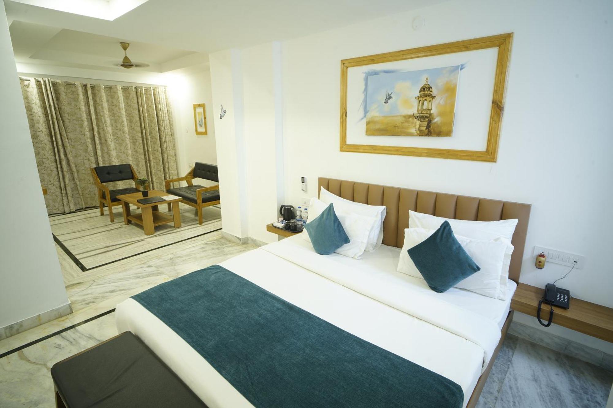 Hotel Udai Niwas By The Lake Udaipur Ngoại thất bức ảnh